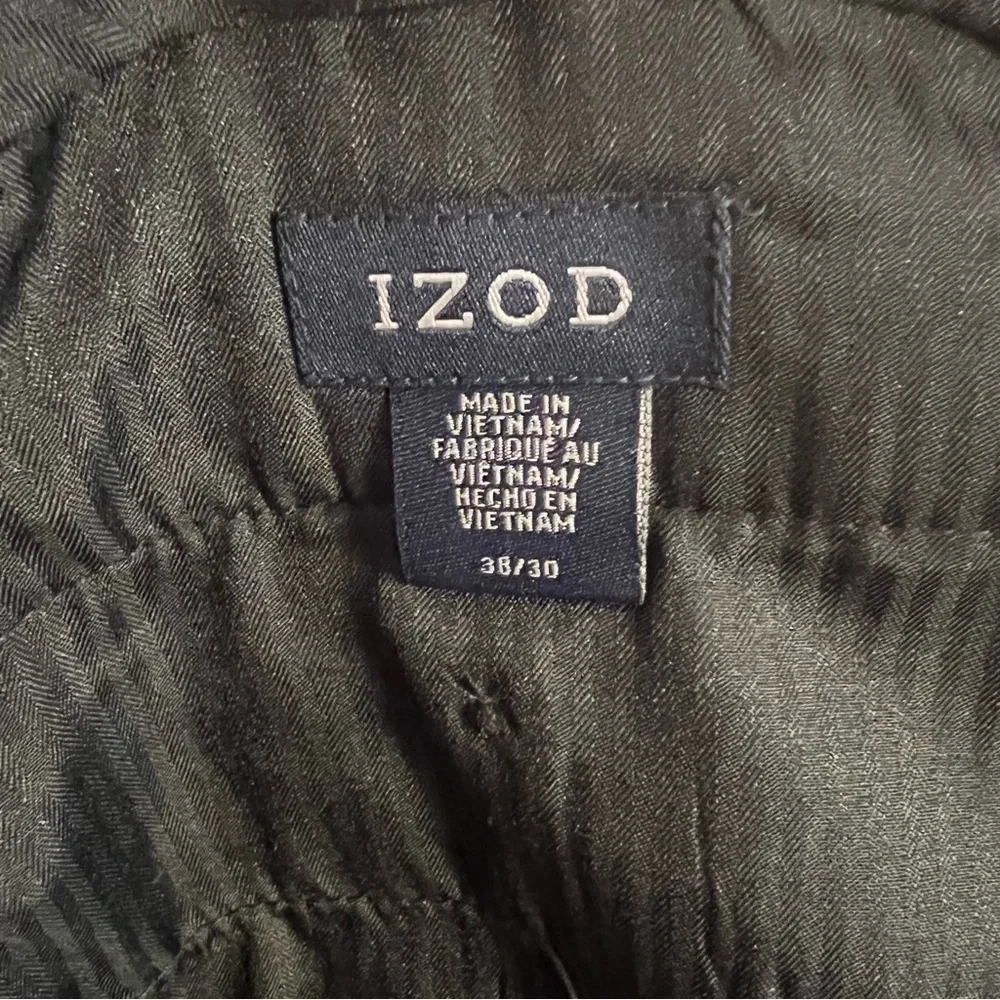 Izod Chino Dress Pants Mens 38 x 30 Wrinkle Flat Front Cuffed Pleat Black NWT